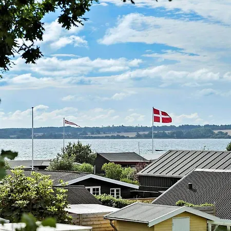 40335-juelsminde-niels-rasmussens-vej-100 *