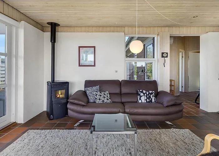 40335-juelsminde-niels-rasmussens-vej-100 *